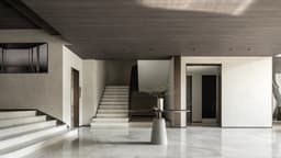Spacious 988 sqm Modern Home in Dubai thumbnail 4