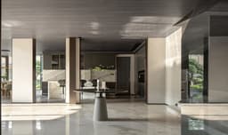 Spacious 988 sqm Modern Home in Dubai thumbnail 7